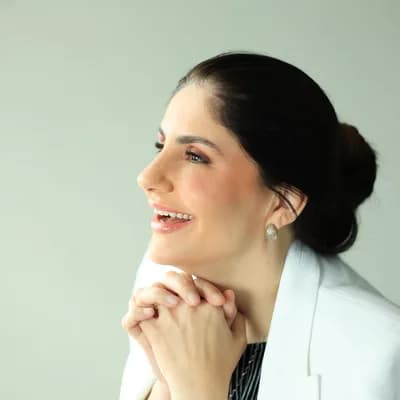 Renata de Simas